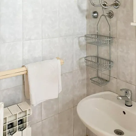 Lovely In With Wifi Apartamento